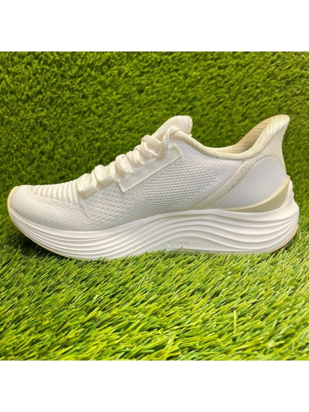 Kuru Atom 2 Womens Size 7.5 White Beige Athletic Running Walking Shoes Sneakers